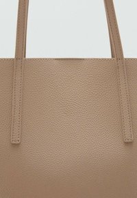 Mango Ručna torba - brown