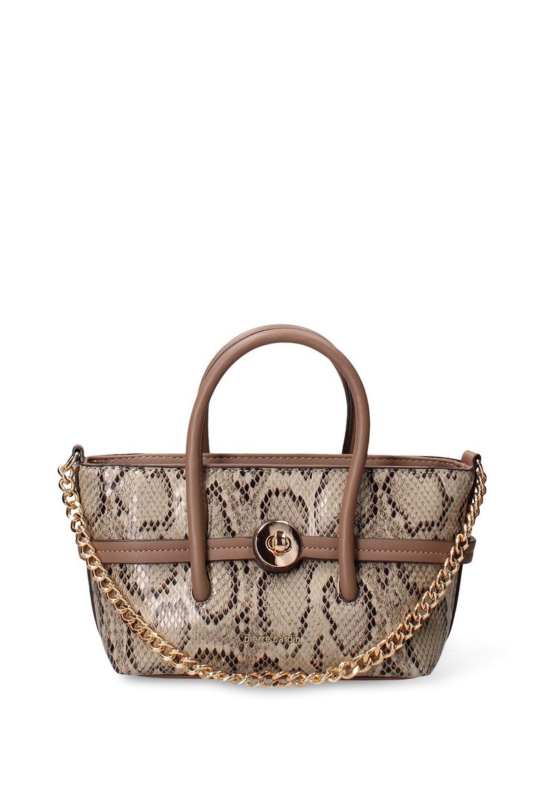 Borsa con motivo a serpente beige con accenti marroni, dotata di due manici, una tracolla a catena e una chiusura con logo circolare sulla parte anteriore.