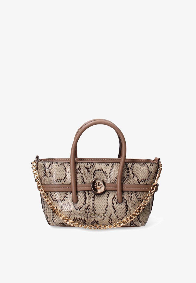 Borsa con motivo a serpente beige con accenti marroni, dotata di due manici, una tracolla a catena e una chiusura con logo circolare sulla parte anteriore.