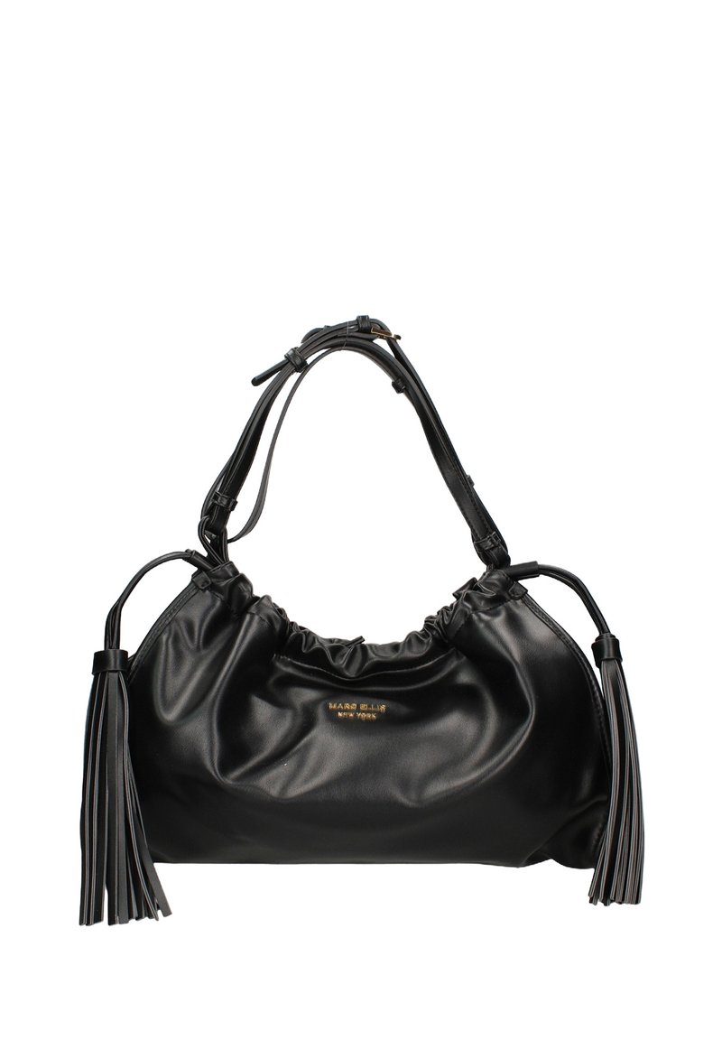 Borsa a mano in pelle nera con un design arricciato, due lunghe nappine e un logo dorato. Presenta una singola tracolla curvata per il trasporto.