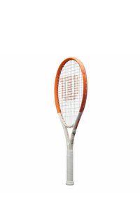 Tennisschläger mit orangefarbigem Rahmen, weißem Griff und strukturiertem Griff. Verfügt über einen bespannten Schlägerkopf und Markenkennzeichnungen am Rahmen.
