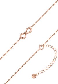 Røseguldsarmbånd med et infinity-symbol i midten, kædedesign og en justerbar lås med et lille indgraveret logo.