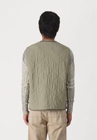 Abercrombie & Fitch UTILITY VEST - Chaleco - vetiver