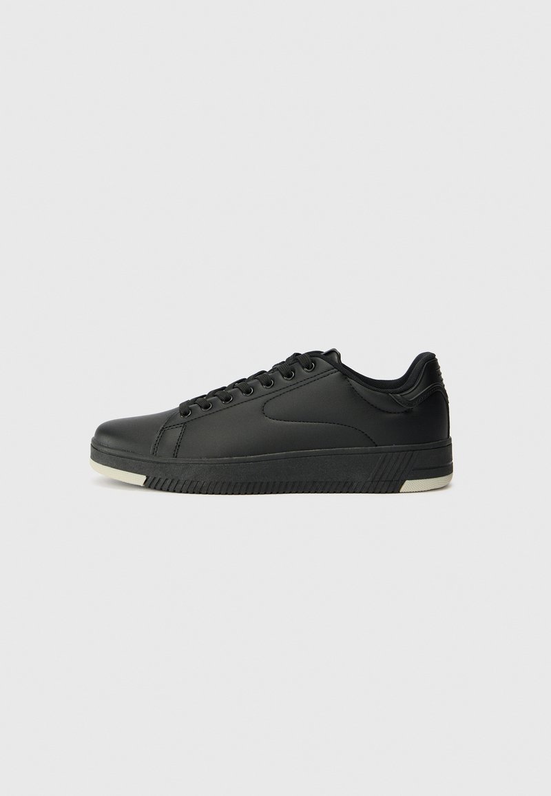 Pier One UNISEX - Trainers - black