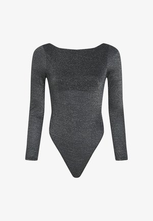 Bodysuit noir à manches longues avec un col en forme de bateau, fabriqué dans un tissu métallique texturé qui scintille. Il présente un design de bas string.