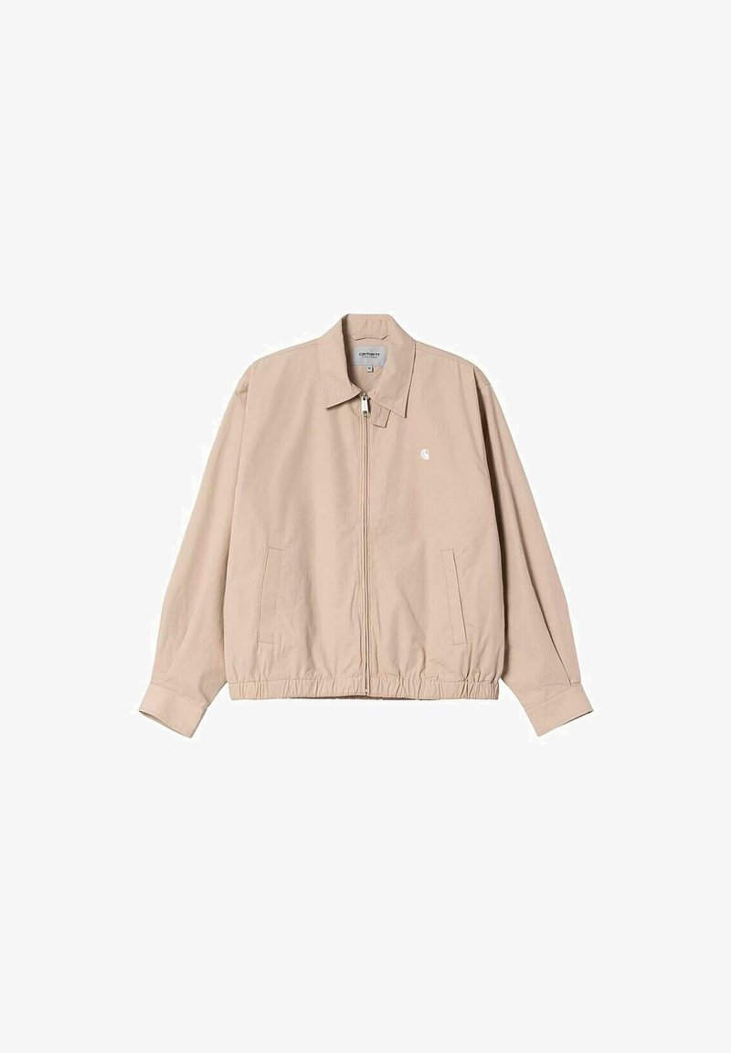 Chaqueta beige con cremallera y cuello, dobladillo elástico y bolsillos laterales. Presenta un pequeño logo en el pecho. Fabricada con tejido ligero.