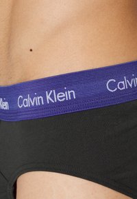Calvin Klein Underwear HIP BRIEF 3 PACK COTTON STRETCH - Cuecas - black