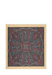 Ciemnoniebieski szalik w wzór paisley z czerwonymi akcentami, obszyty beżowym brzegiem. Materiał jedwabny, symetryczny wzór, skomplikowane detale w całym wyrobie.