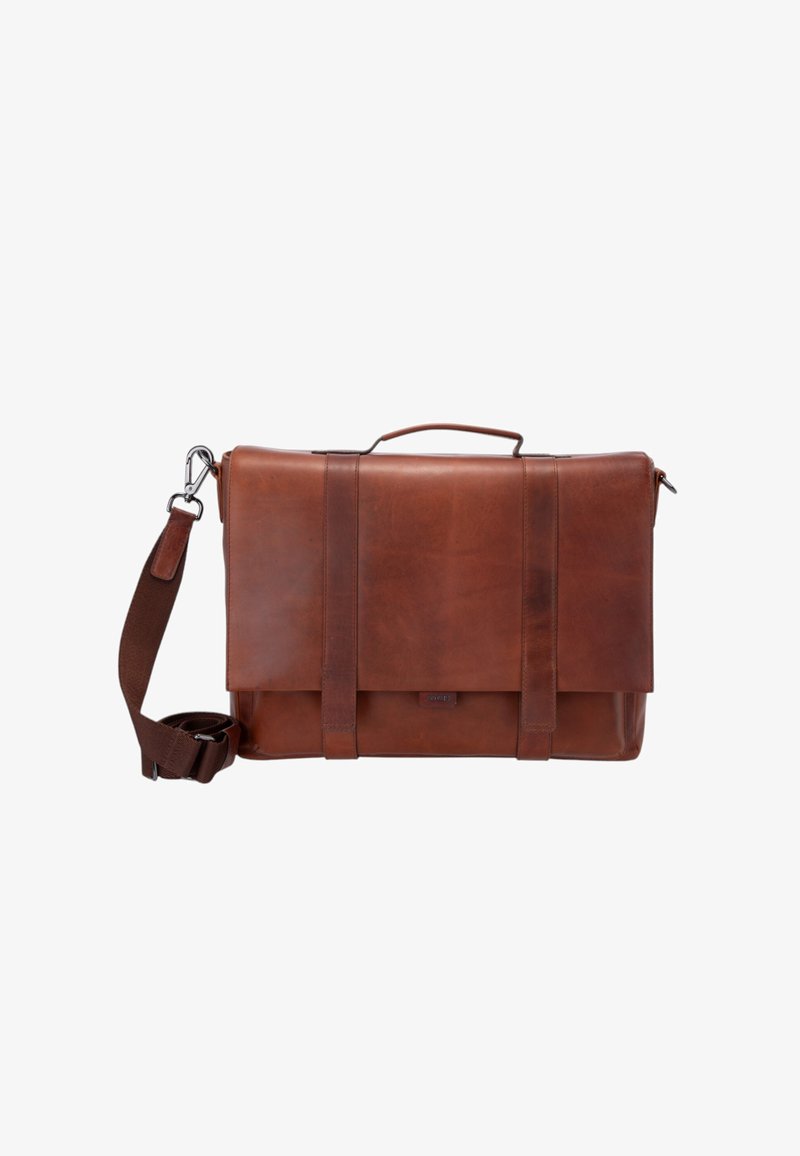 Brązowa skórzana torba na ramię z przednią klapką, dwoma pionowymi paskami, górnym uchwytem i regulowanym paskiem na ramię z metalową klamrą.