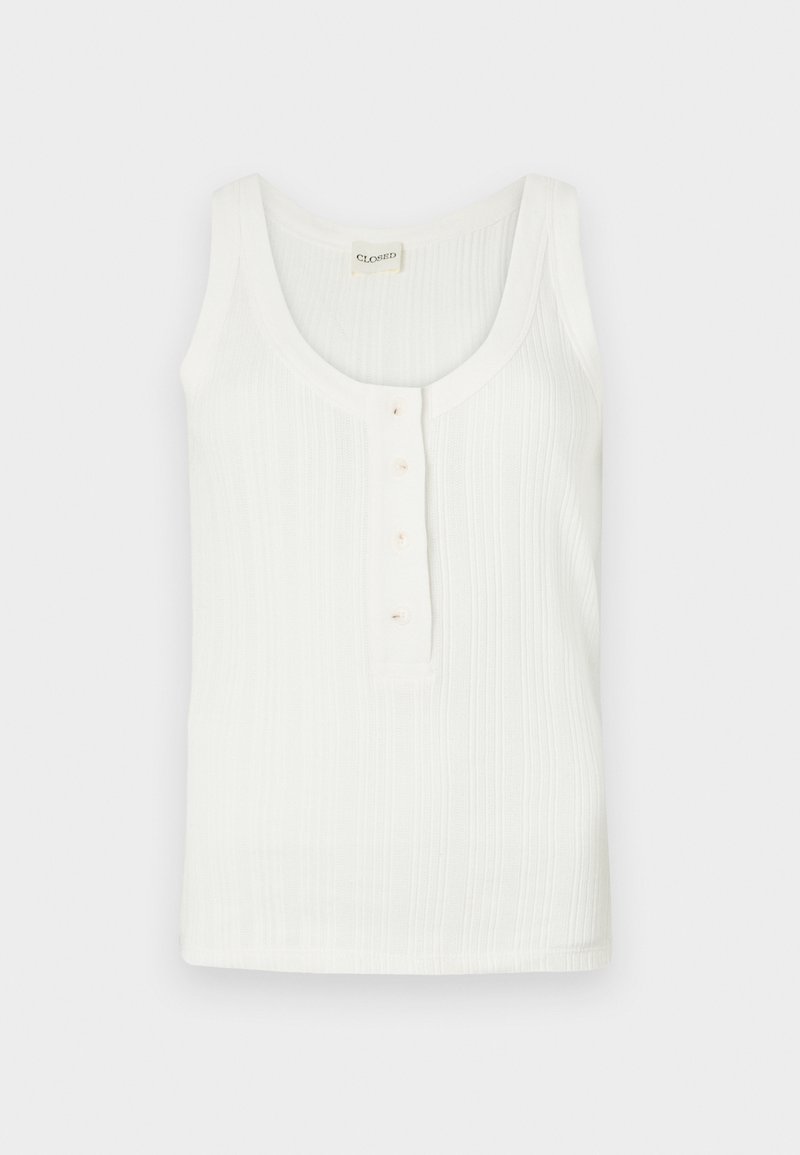 closed Top wit closed Top wit