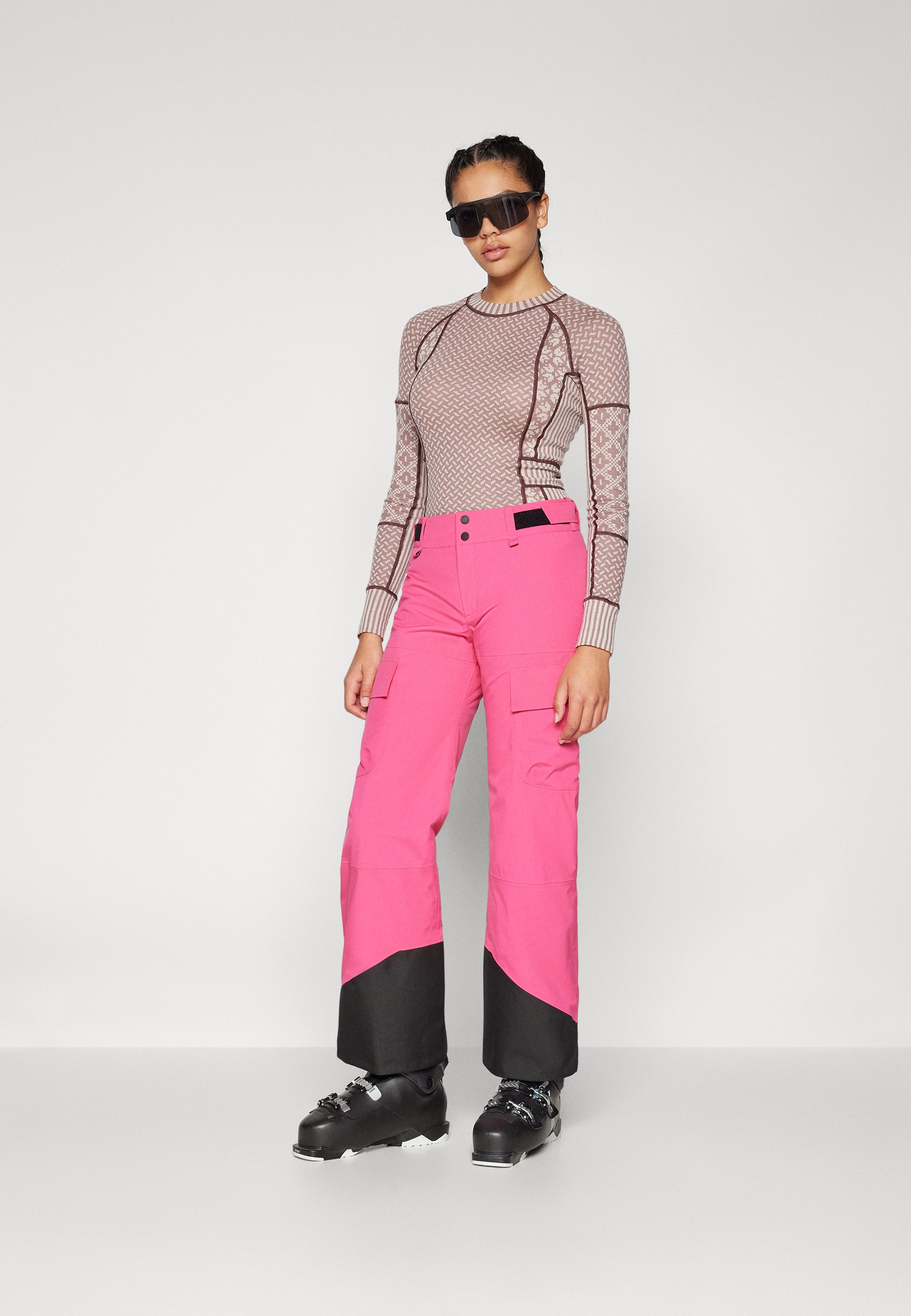 Peak Performance EDGE INSULATED PANTS - Skidbyxor - beetroot