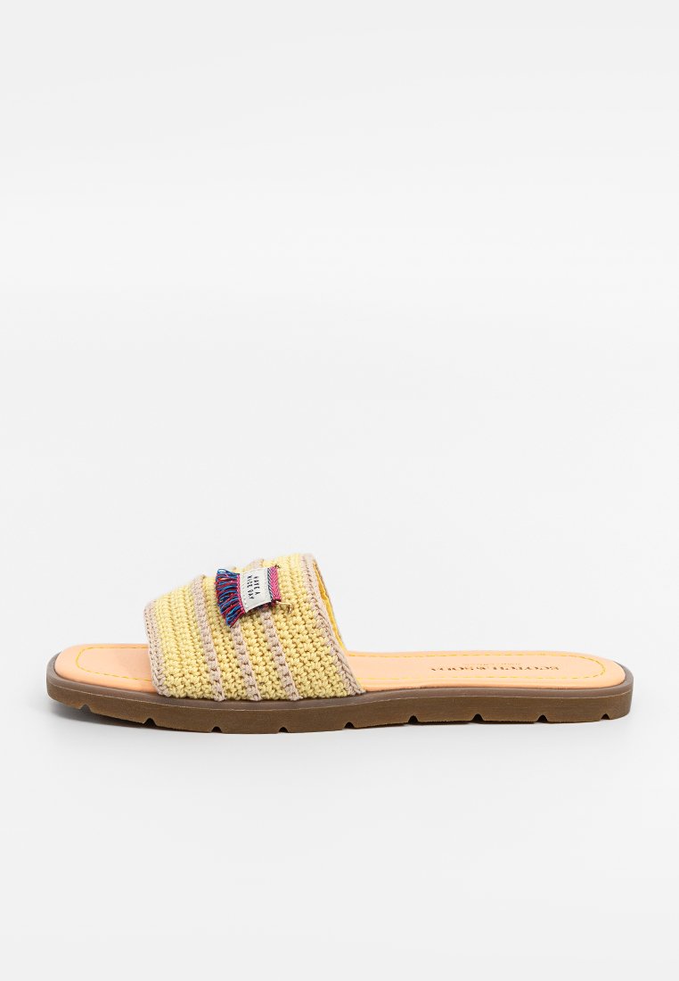 Pantolette flach