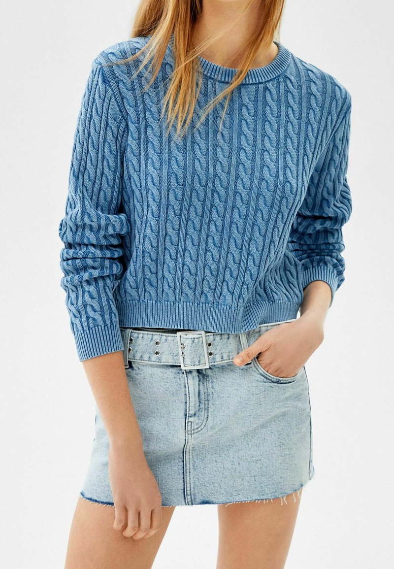 Bershka Stickad tröja - dark blue