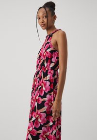 VILA VIMESA MAXIDRESS - Maxikleid - black/pink