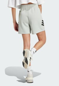 adidas Sportswear Träningsshorts - silver