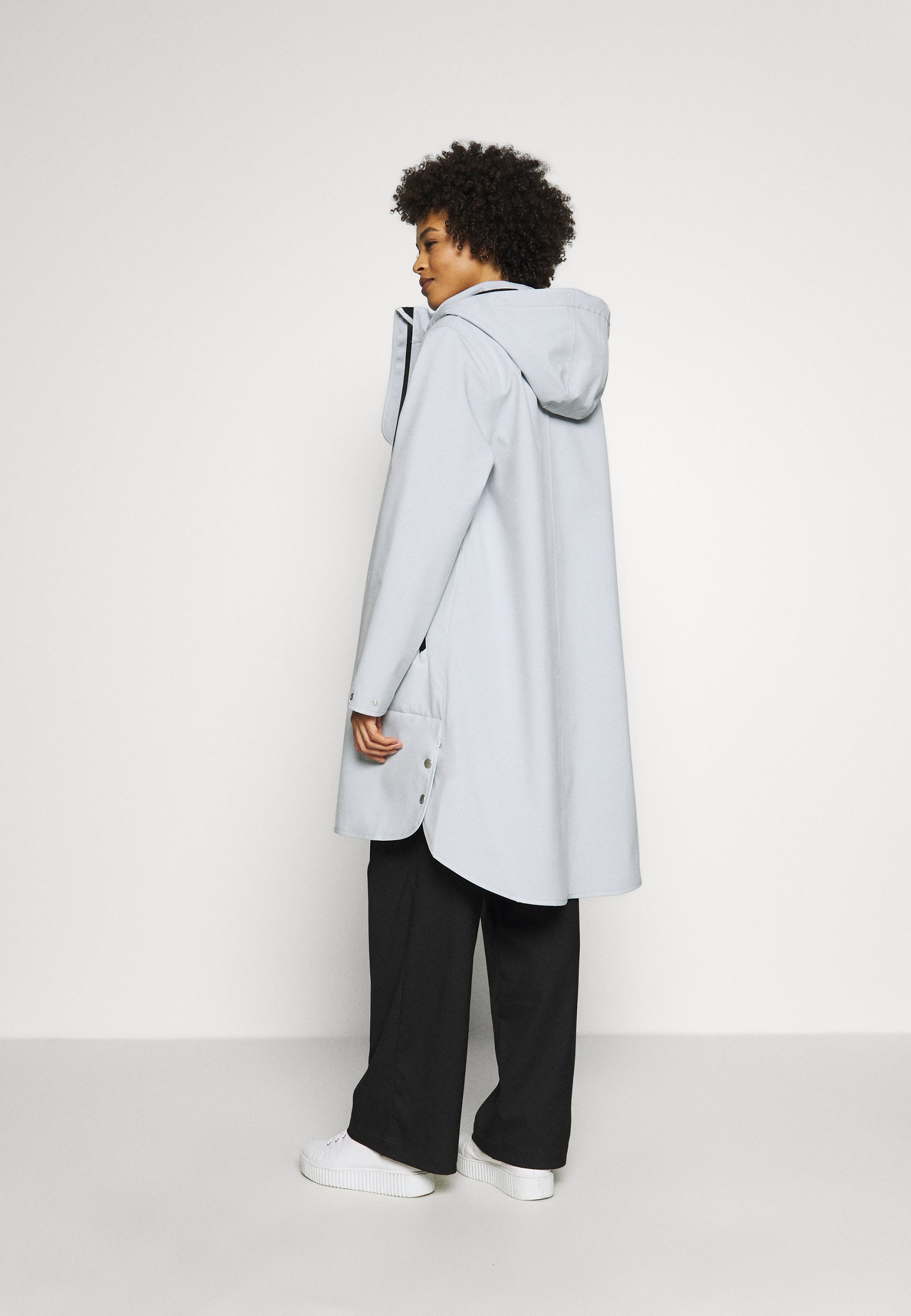 Ilse Jacobsen RAIN Regnjakke white blue Zalando.no Ilse Jacobsen RAIN - Regnjakke - white blue