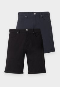 Δεν επιλέχθηκε, black/castlerock