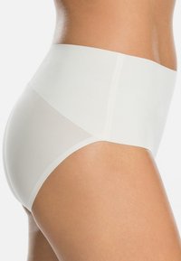 Spanx SPANXSUPERSMOOTH™ UNDIE-TECTABLE® BRIEF - Pants - powder