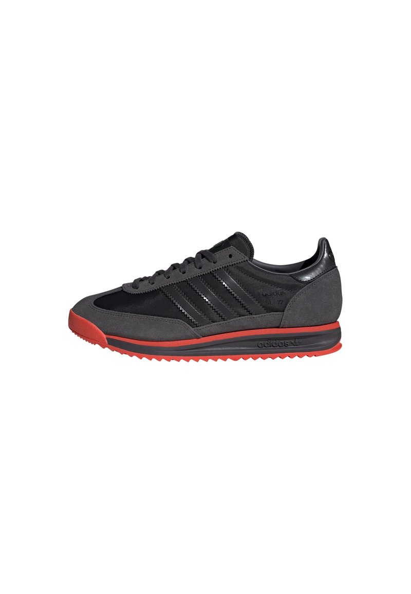 adidas Originals SL 72 RS AUDI REVOLUT F1 TEAM utility black   utility black   hi-res red/black