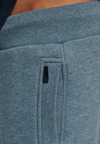 Superdry & Co ESSENTIAL LOGO JOGGERS - Trainingsbroek - bluestone blue marl