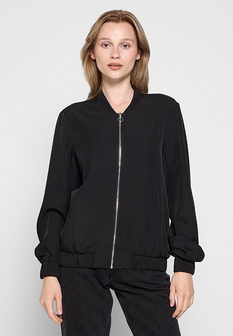 Vero Moda Tall Lichte jas zwart Vero Moda Tall Lichte jas zwart