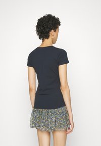 Pepe Jeans NEW VIRGINIA SS  - Potiskana majica - dulwich