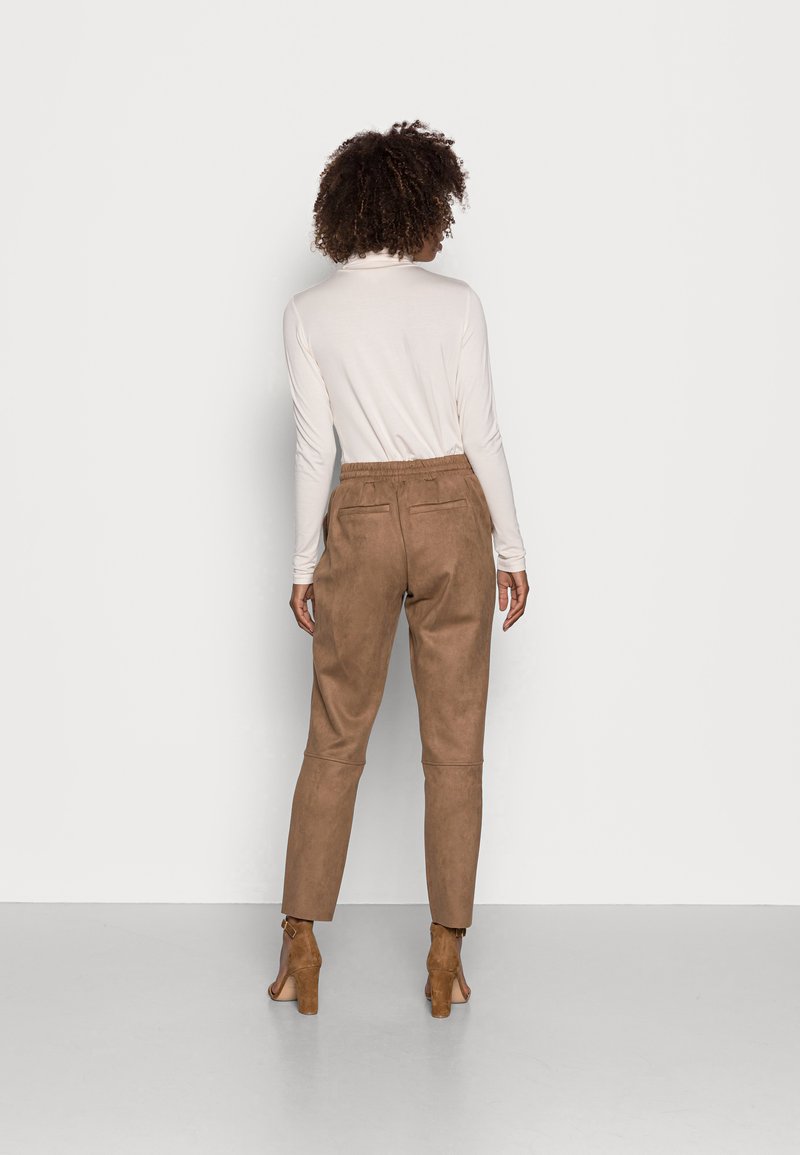 Damen Chinos | Kaffe DORIA PANTS Stoffhose amphora/braun - VD29564 Damen Chinos | Kaffe DORIA PANTS Stoffhose amphora/braun - VD29564