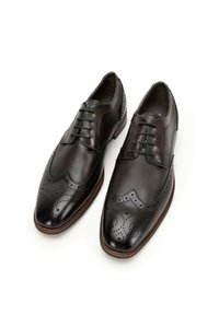 WITTCHEN PERFORATED BROGUE - Veterschoenen - dark brown