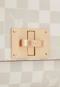 JOOP! PIAZZA DILETTA NIL SHOULDERBAG - Kézitáska - greige
