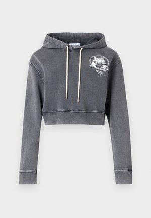 Šedá crop mikina s kapucí s nastavitelnými bílými šňůrkami a bílým potiskem kočky s nápisem "Moschino" na levé straně hrudi.