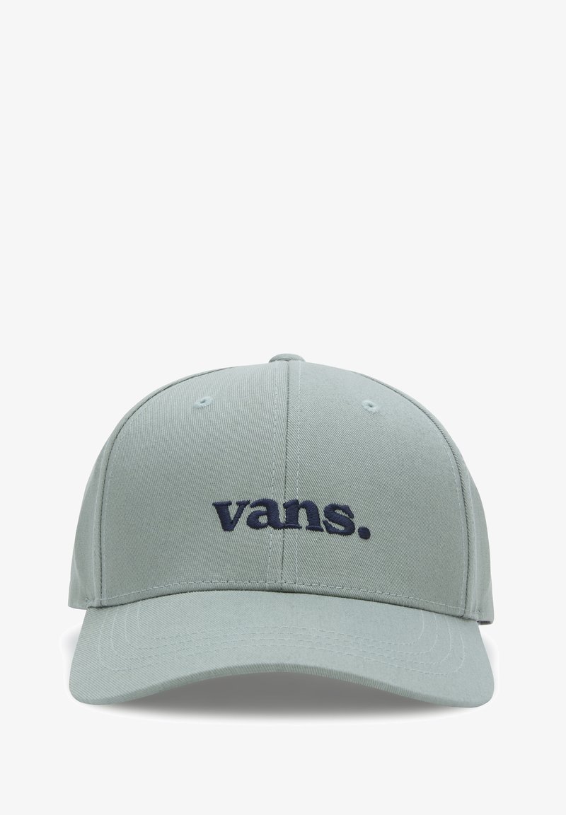 Gorra verde claro con visera curva y logo bordado en navy "vans." en la parte frontal. Fabricada con un tejido duradero y texturizado.