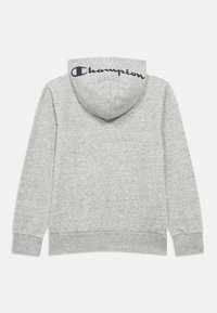 Γκρι φούτερ με καγκουρό τσέπη και ριμπ μανσέτες. Διαθέτει λογότυπο στη κουκούλα. Κατασκευασμένο από μαλακό ύφασμα, με άνετη, χαλαρή εφαρμογή.