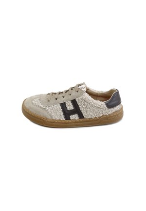 Eli 1957, Zapatillas - topo