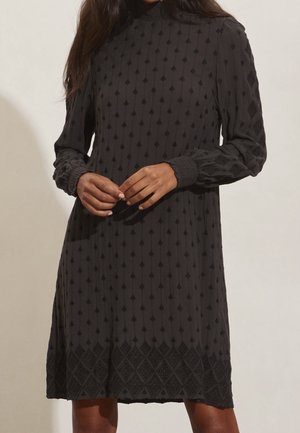Denní šaty - black