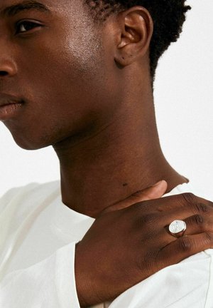 Rank 15: Pilgrim - AIR - Ring