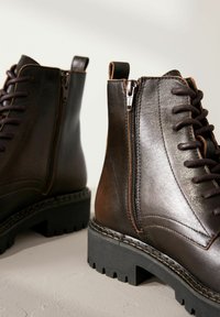 Next REGULAR FIT - Bottines à plateau - chocolate brown