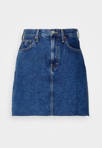 Denim minikjol med framknapp och dragkedja, bälteshällor, femfickorsdesign och rå kläddetalj i medelblå tvätt.