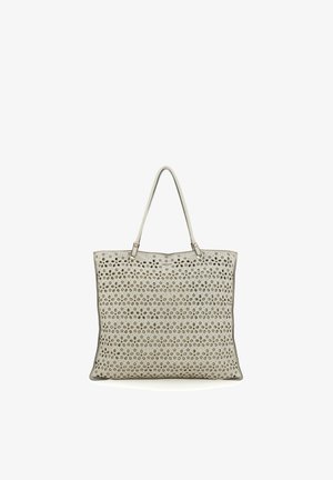 Borsa tote in pelle grigio chiaro con piccoli motivi floreali traforati e due spalline.