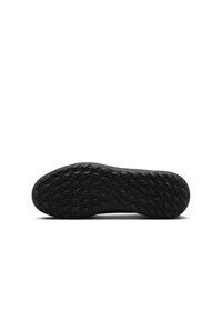 Sole di scarpe sportive nere con una superficie texturizzata che presenta un motivo a rombi per una migliore aderenza. Bordo liscio con dettagli del logo sul lato.