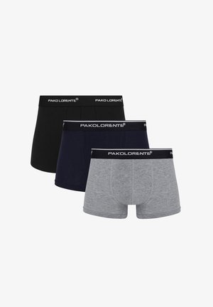 Męskie bokserki w kolorach czarnym, granatowym i szarym. Wykonane z bawełny o gładkiej fakturze. Każda para ma czarny pasek w talii z nazwą marki.