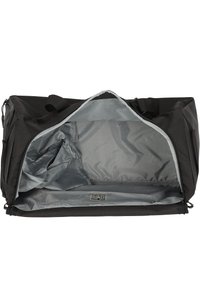 Bolsa de deporte negra con un amplio interior gris, que incluye un cierre de cremallera y múltiples compartimentos para la organización. Tejido exterior texturizado.