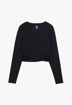 Melna garām piedurknēm, īsā kroku topa ar V-veida izgriezumu un smalku sānu savērtu detaļu, novietota plakani uz balta fona.