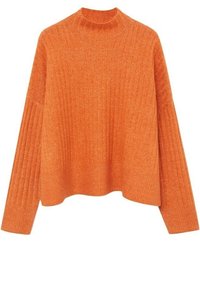 Pull en rib haut de gamme orange avec un col montant et des manches longues. Présente une coupe ample et un tissu texturé, créant une apparence chaleureuse et confortable.