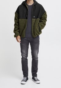 Solid Forro polar - evergreen