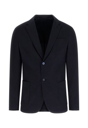 Schwarzer Herren-Blazer mit Spitzrevers, zwei vorderen Knöpfen, drei Taschen und langen Ärmeln, dargestellt auf weißem Hintergrund.