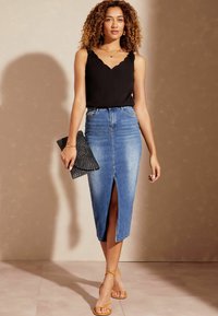 Love & Roses V NECK SCALLOP DETAIL TIE SHOULDER - REGULAR FIT - Blúz - black