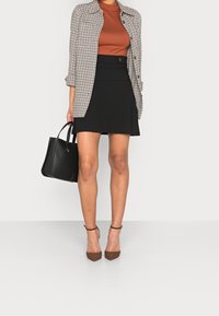 Anna Field Minifalda - black