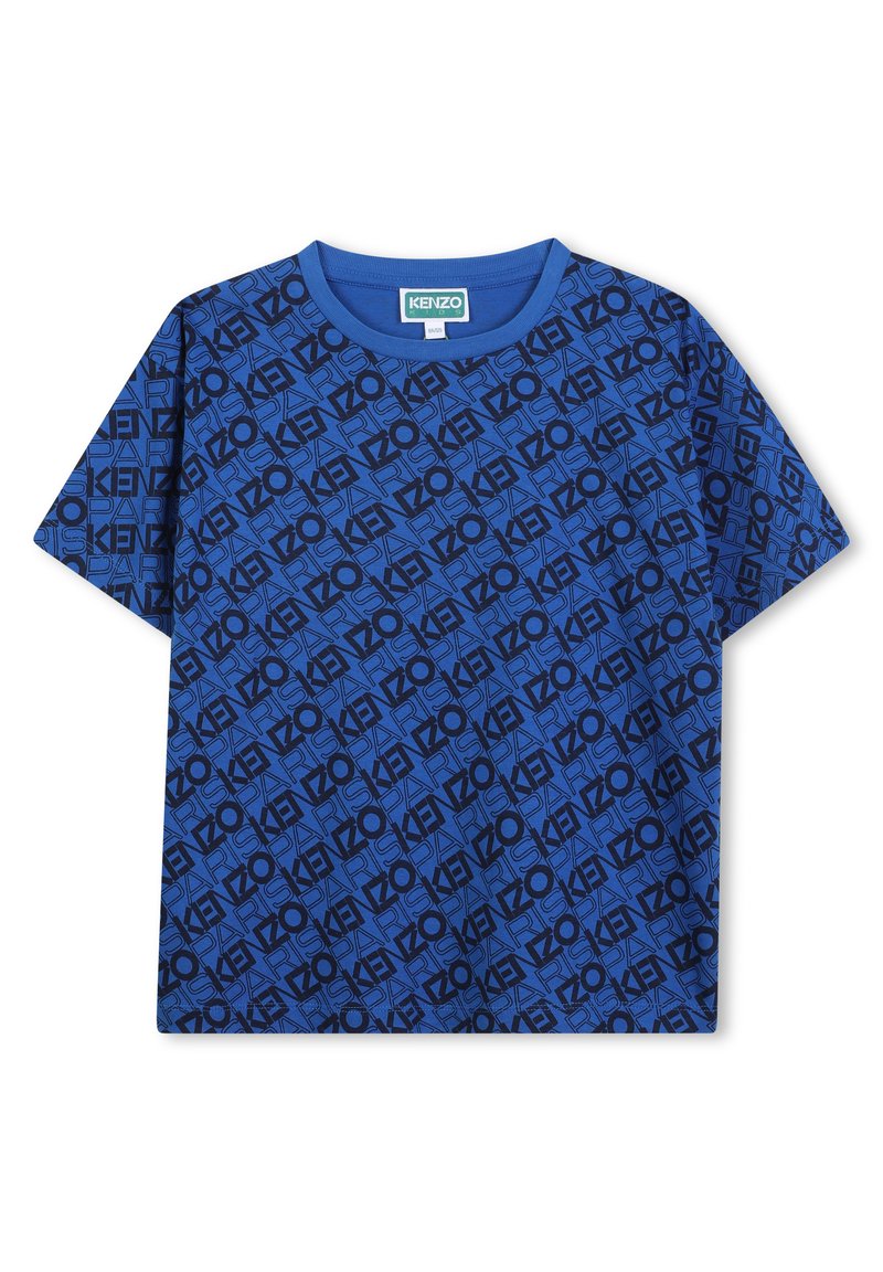 T-shirt bleu à manches courtes avec un motif de texte géométrique noir, encolure ronde et coupe décontractée. Fabriqué en coton doux.