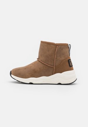 Botines bajos - cognac