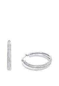 Zilverkleurige creolen met een dubbele rij ontwerp, versierd met sprankelende rhinestones langs de buitenrand, met een gladde afwerking.